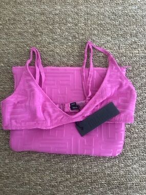NWT TRIANGL Pink Bikini Top Size Large + Waterproof Bag